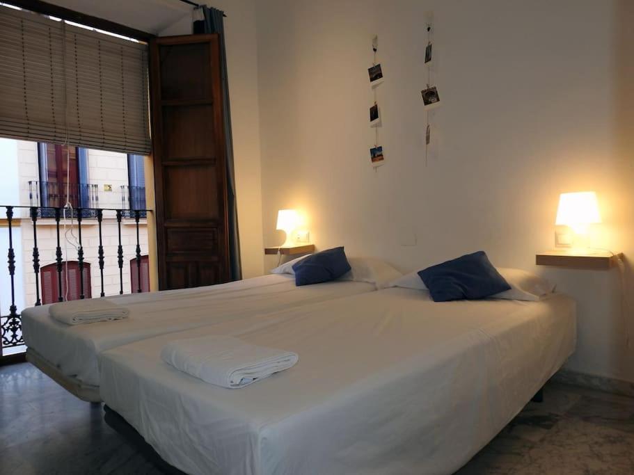 Apartamento En Sevilla Centro Con Vistas A La Plaza Alameda De Hercules - Hasta 6 Personas Εξωτερικό φωτογραφία