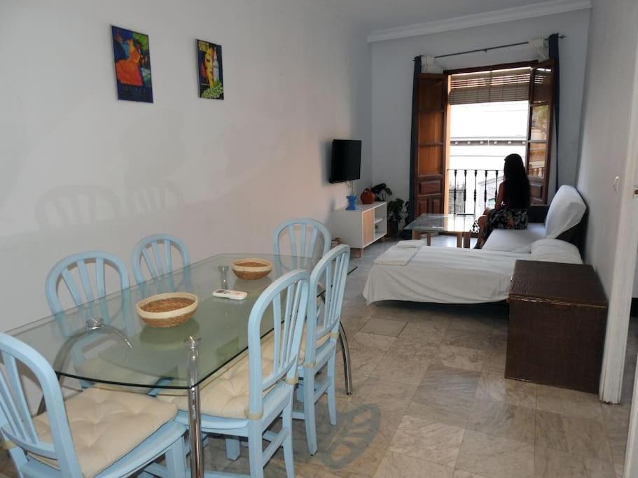 Apartamento En Sevilla Centro Con Vistas A La Plaza Alameda De Hercules - Hasta 6 Personas Εξωτερικό φωτογραφία