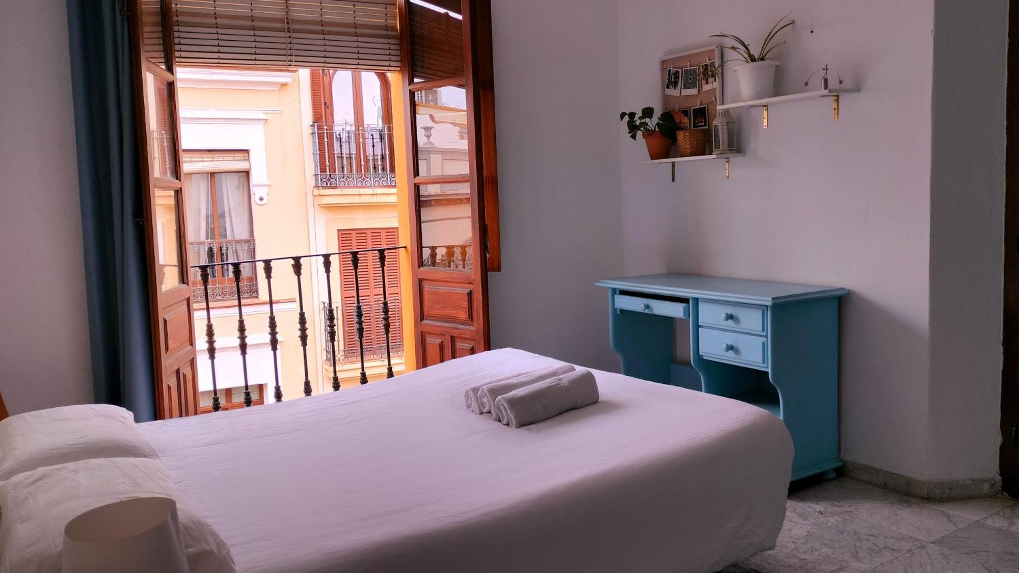Apartamento En Sevilla Centro Con Vistas A La Plaza Alameda De Hercules - Hasta 6 Personas Εξωτερικό φωτογραφία