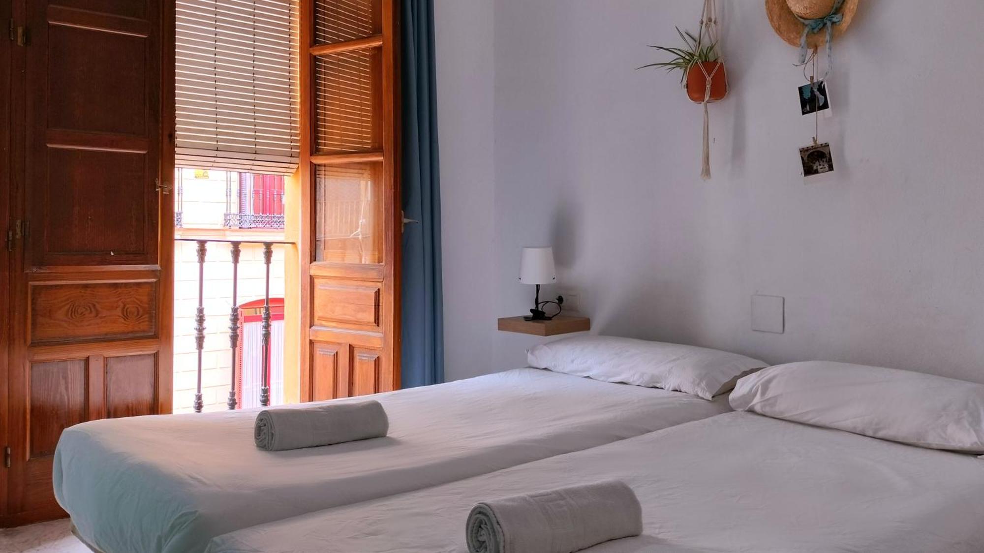 Apartamento En Sevilla Centro Con Vistas A La Plaza Alameda De Hercules - Hasta 6 Personas Εξωτερικό φωτογραφία